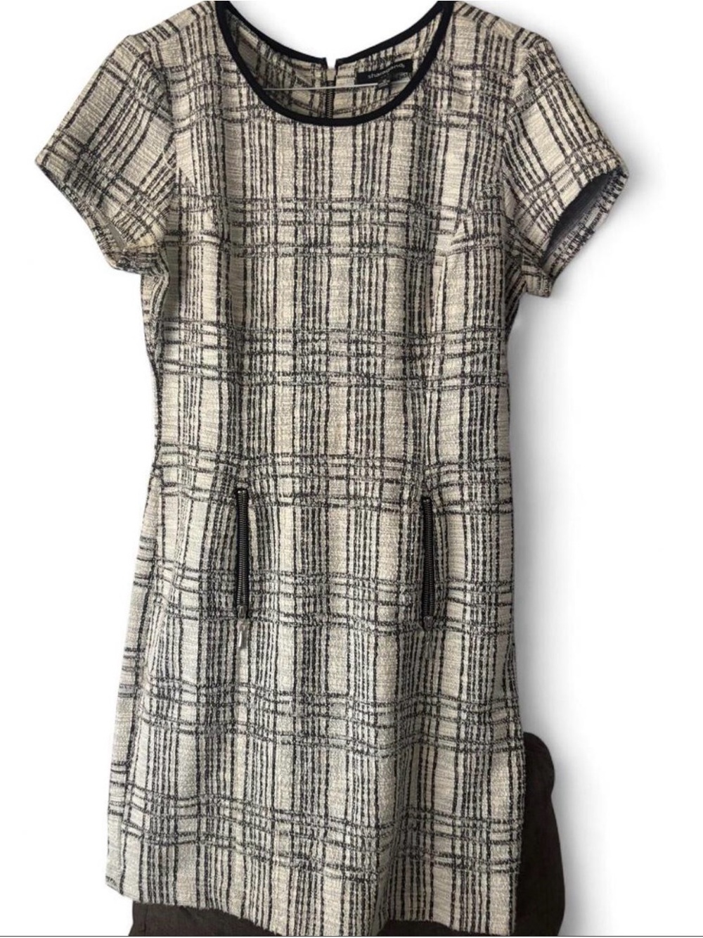 Plaid Short-Sleeve Shift Dress in Black and Cream